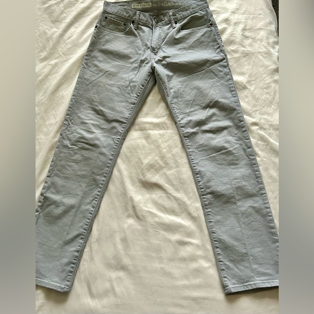 Gap 1969 Straight leg grey jeans size 30